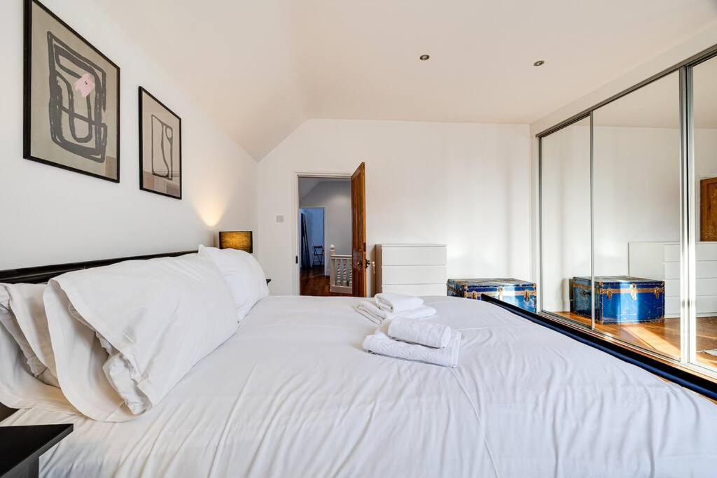 Luxury 2 Bed Apartment In The Heart Of Chester Buitenkant foto